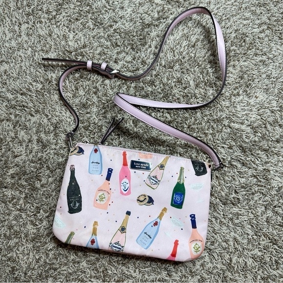 Kate Spade New York Dawn Triple Gusset Crossbody Bag in Pink Nylon Champagne - Picture 1 of 11